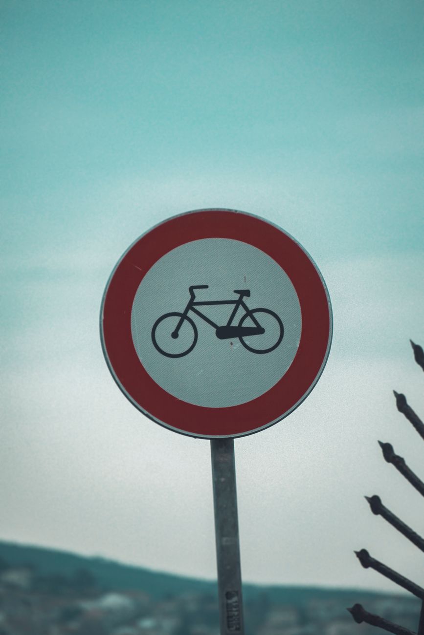 Señales de Tráfico para Ciclistas y Carriles Bici: Guía Completa para Conductores