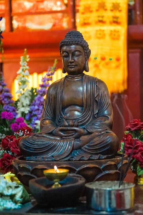 Foto d'estoc gratuïta de Budisme, escultura, espiritualitat