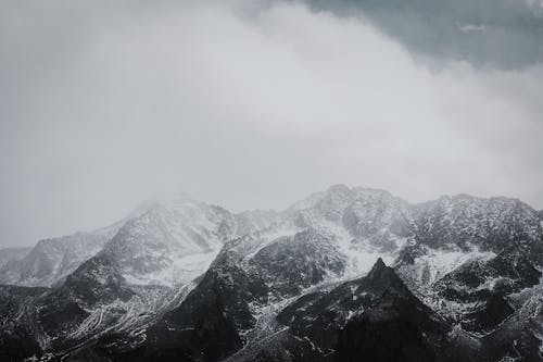 Základová fotografie zdarma na téma Alpy, černobílý, cestování