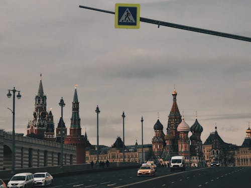 Clouds over Street near Kremlin