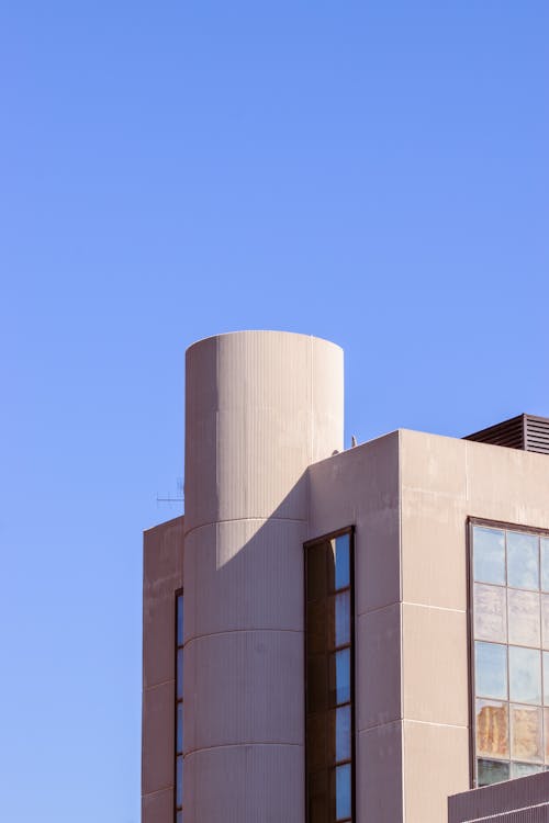 Gratis stockfoto met architectuur, betonnen constructie, buitenkant van het gebouw