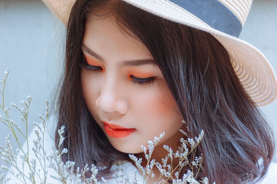 Trang Điểm Tết Tông Đỏ May Mắn Tại Hà Nội