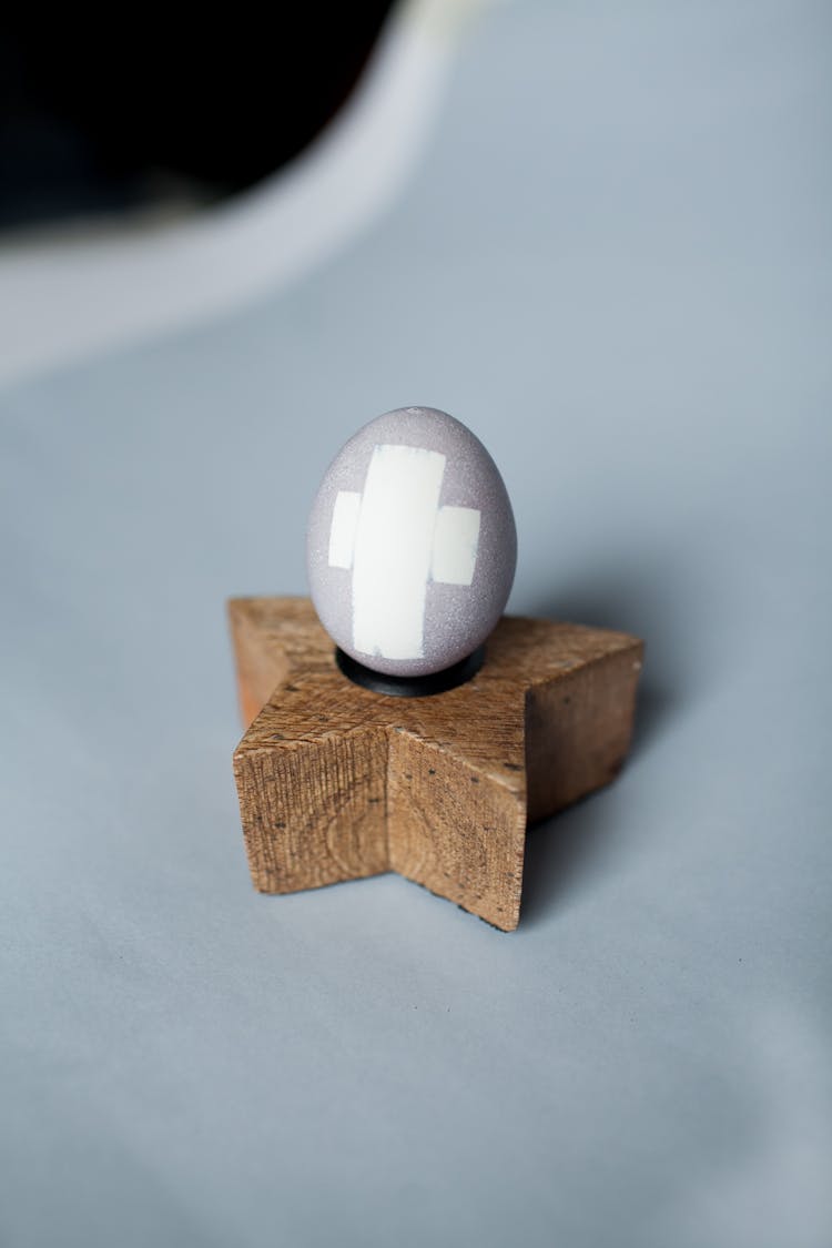 Easter Decoration With Egg And Cross