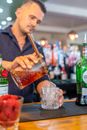 making negroni