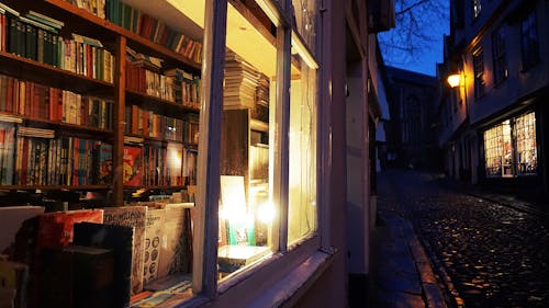 Free stock photo of books, bookshop, bookstore