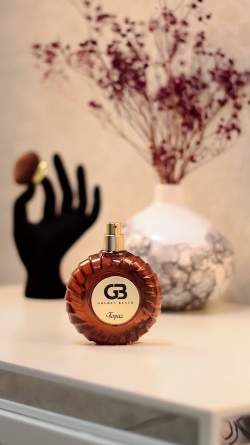 Fotos de stock gratuitas de botella de perfume, decoración, enfoque selectivo