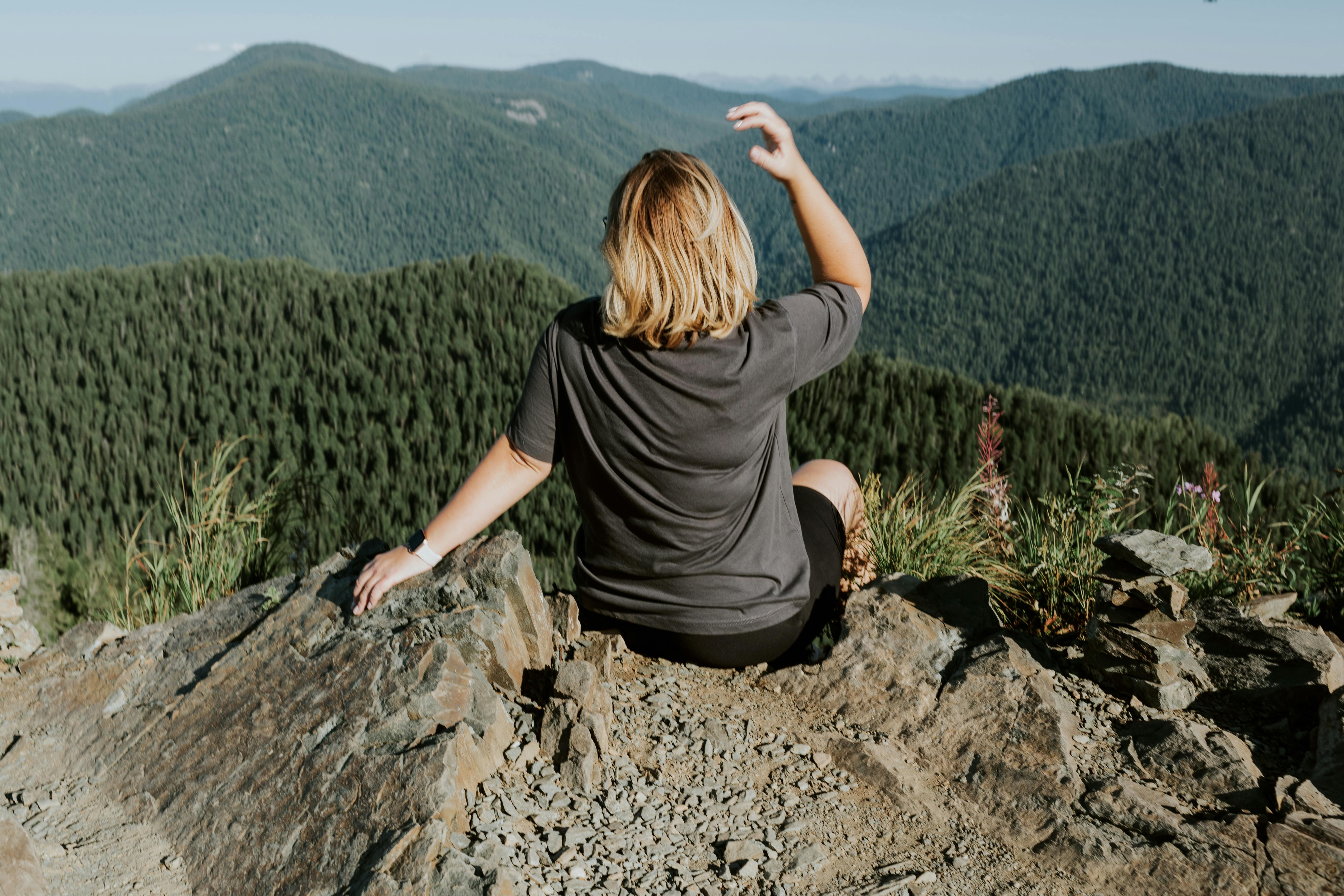 Lifestyle Lookout: Bellingham Improv Festival, exotic pets at the fairgrounds, holiday events and more in Whatcom County — Ph