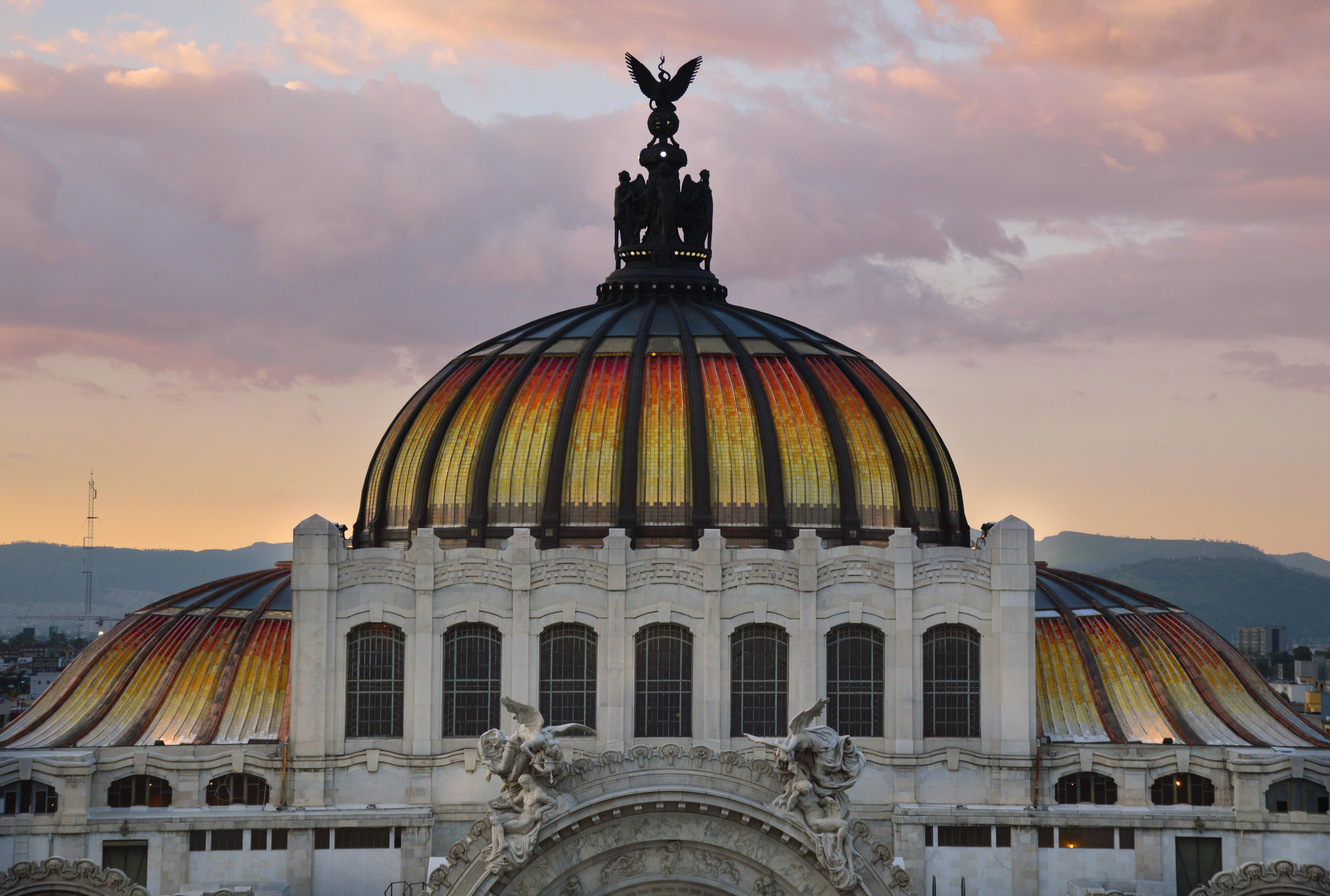 New Mexico Senate unanimously advances K-12 math and literacy bills — Photo by Viridiana Rivera on Pexels