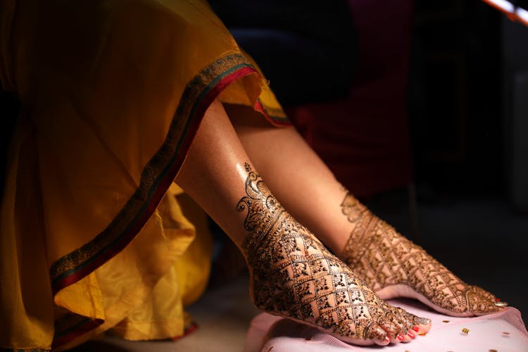 Bridal Henna On Feet 