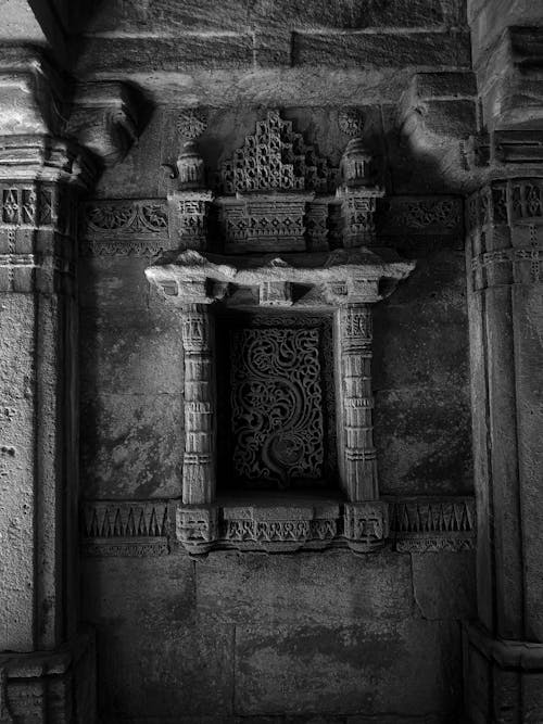 Carvings in Adalaj Stepwell in India