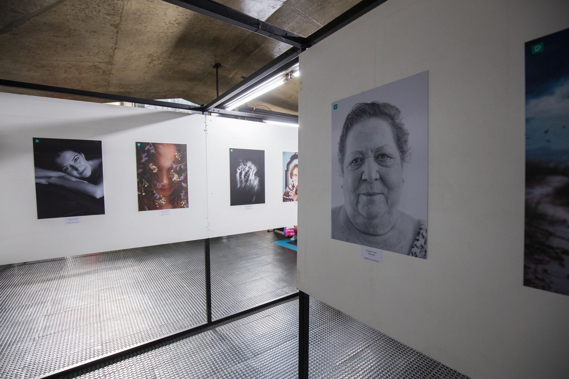 Ulusal Portre Galerisi sergisinden bir fotograf