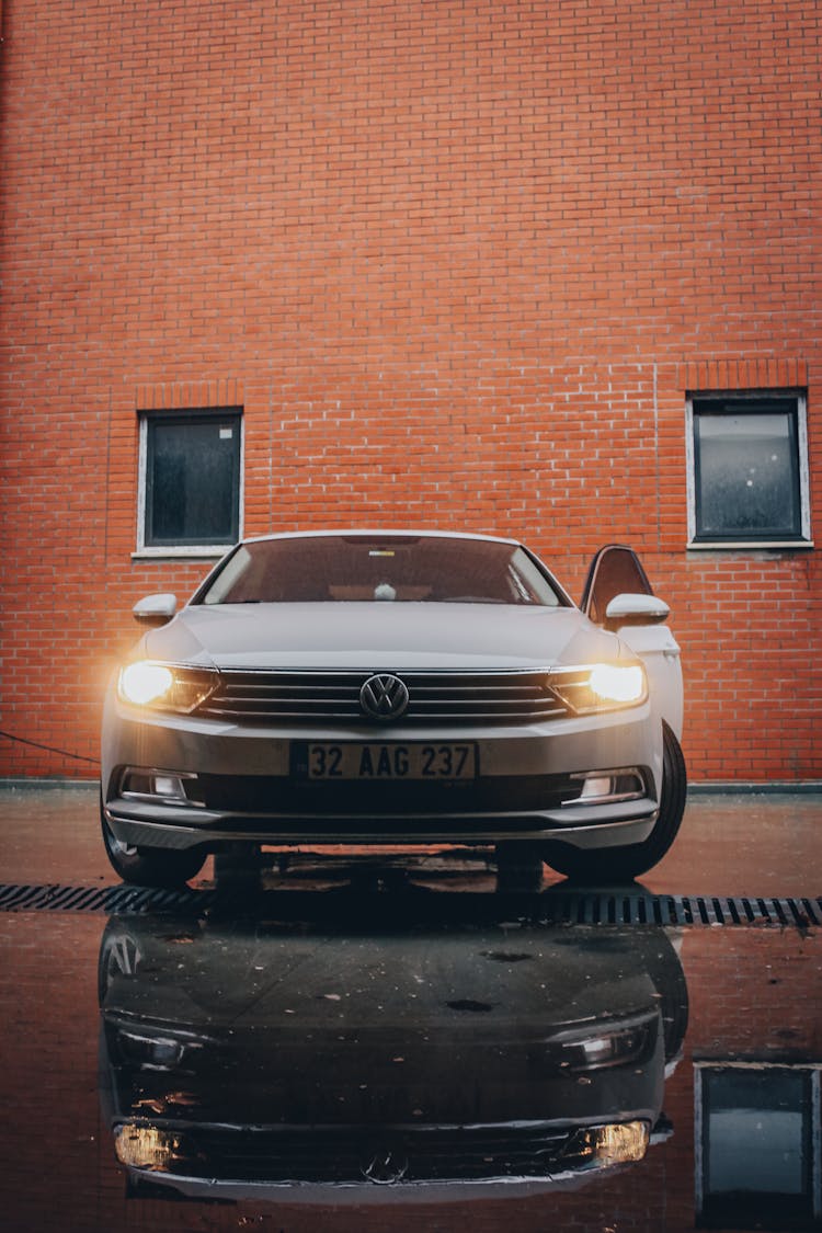 Front View Of A White 2015 Volkswagen Passat