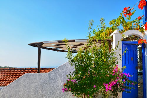 Mediterranean Estate Entrance