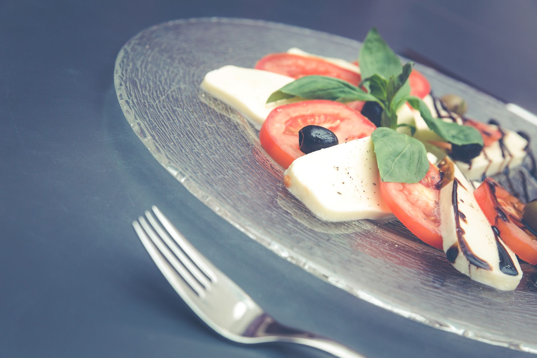 Dinh dưỡng khoa học: Hiểu đúng về Calories, Vitamin, Chất xơ