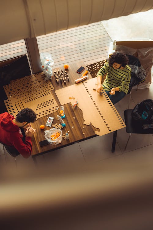 Fotos de stock gratuitas de comiendo, Fruta, hombre