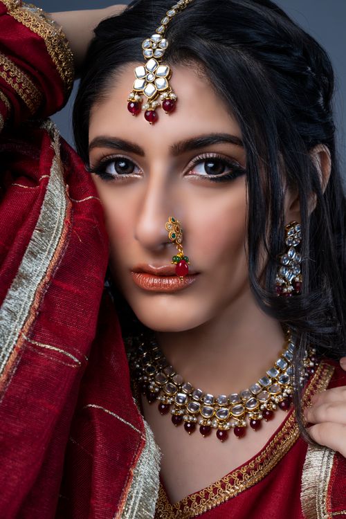 Customer wearing Ameeshee