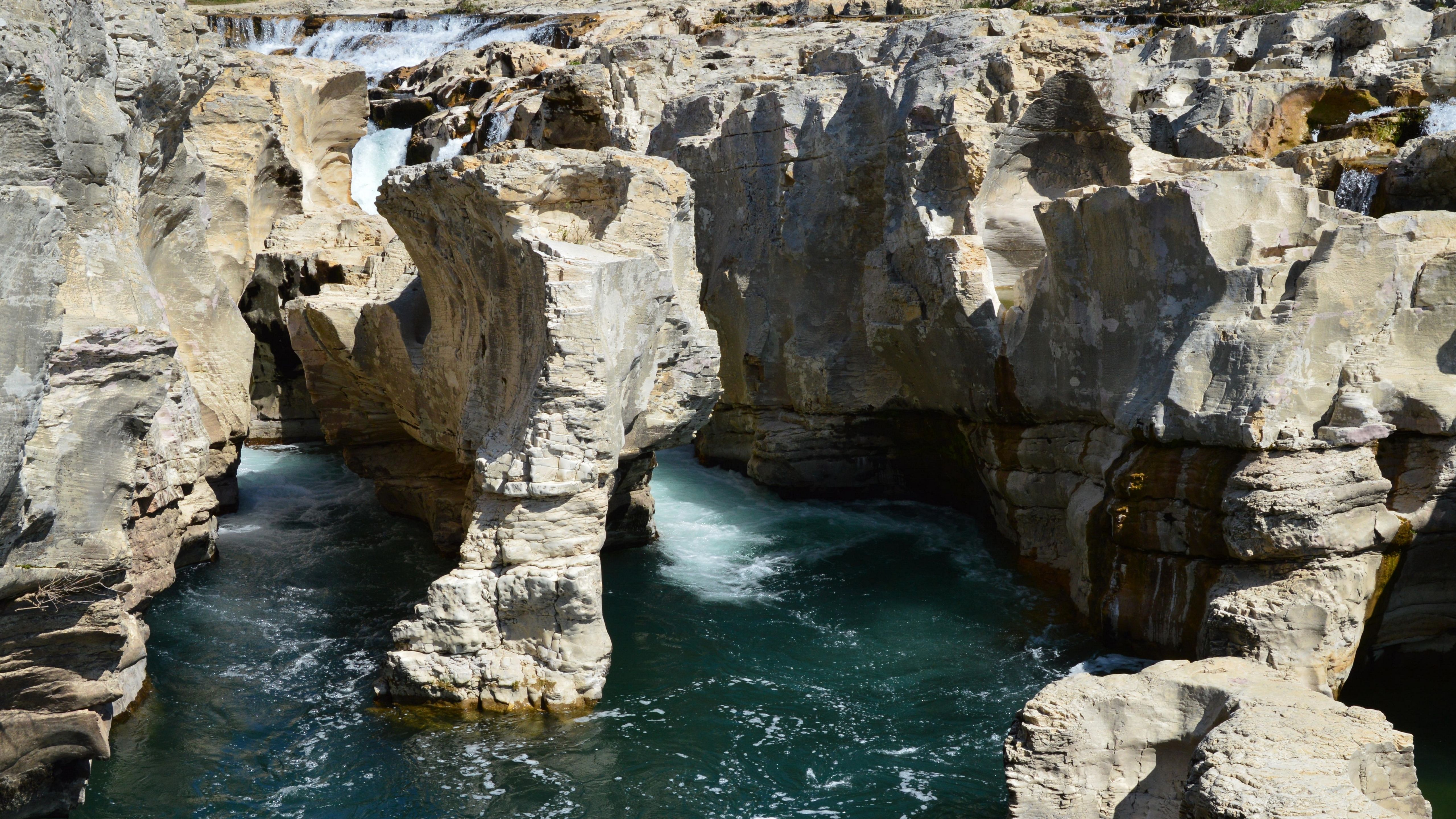 View of a River and Rock Formations · Free Stock Photo