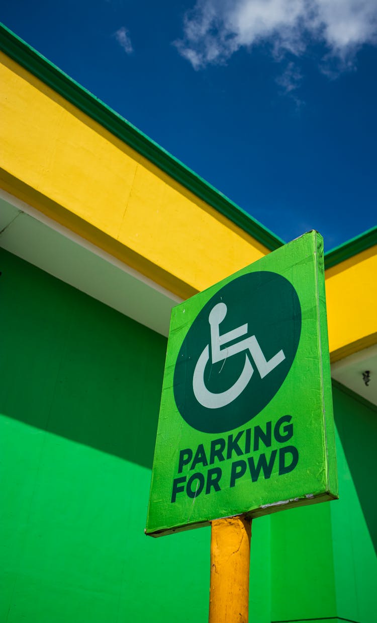 Green Parking Signage For PWD 