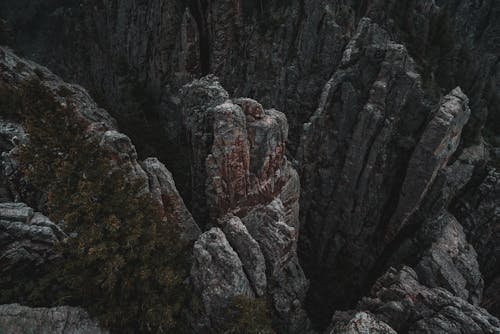 Immagine gratuita di esterno, formazione rocciosa, montagna rocciosa