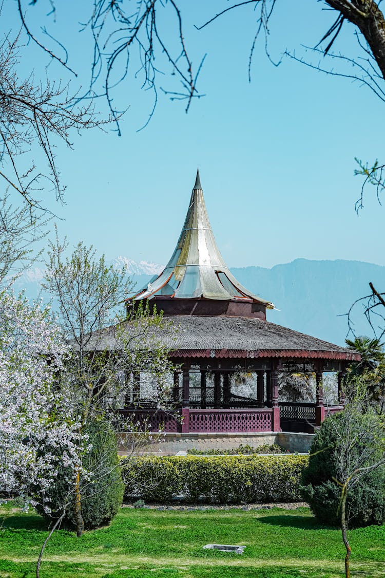 Badamwari Garden In Srinagar, Jammu And Kashmir