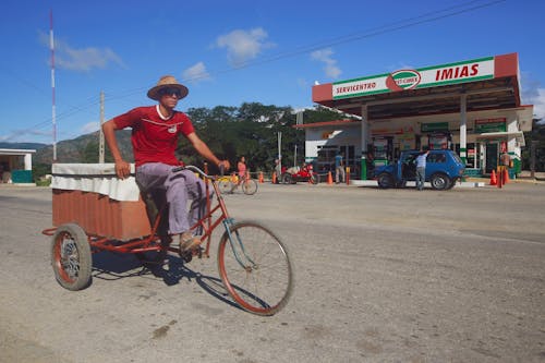 Foto d'estoc gratuïta de bici, carrer, carretera