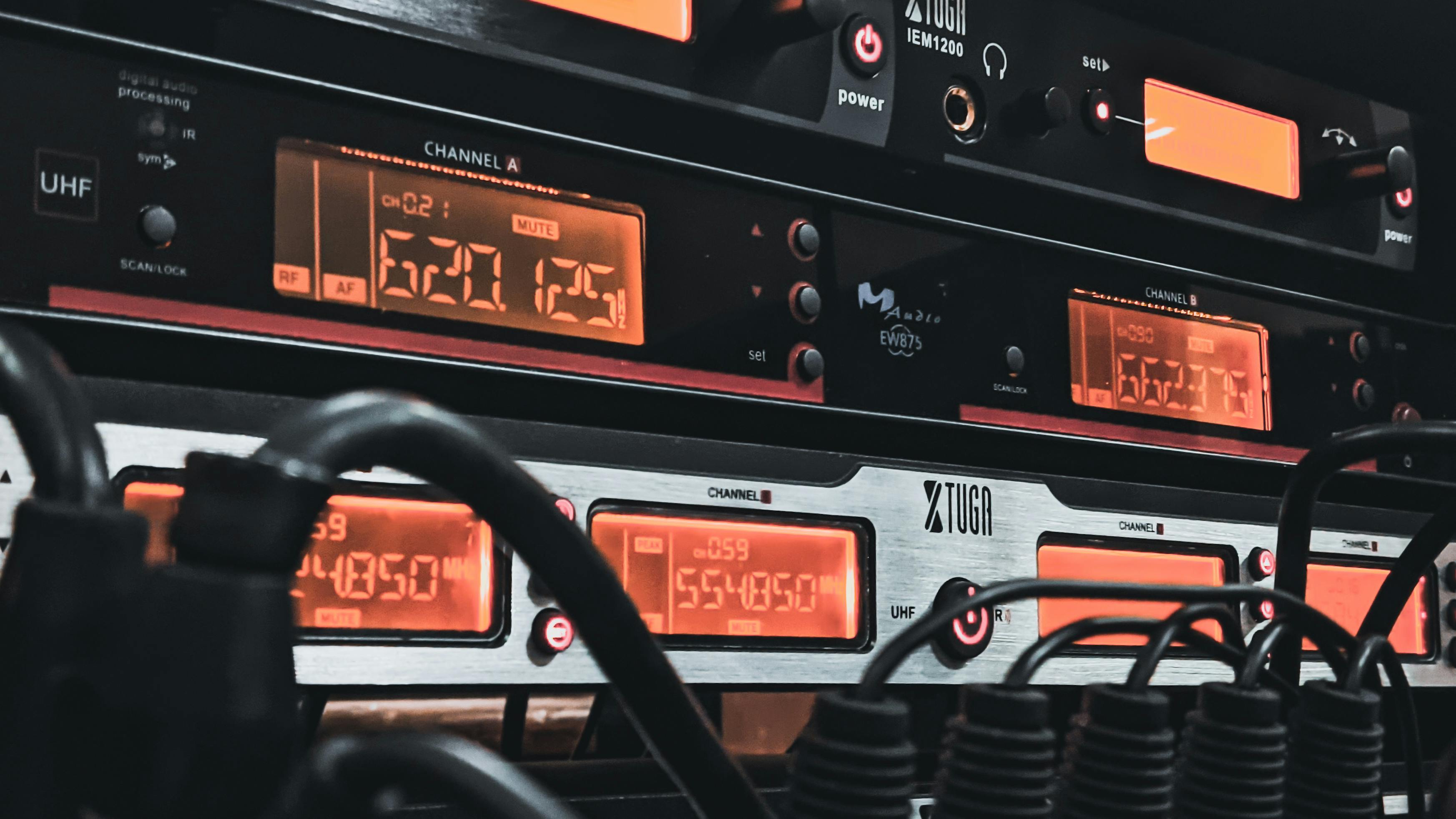 Masterización Adaptativa: Requisitos de Distribución Digital, Físicos y Audio Inmersivo