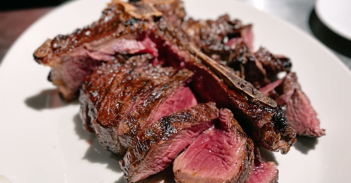 What does rare meat mean in English