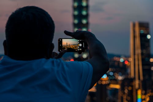 Základová fotografie zdarma na téma chytrý telefon, focení, muž