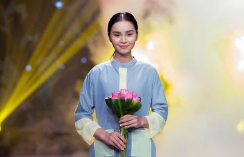 Free stock photo of asian girl, beautiful flowers, fashion