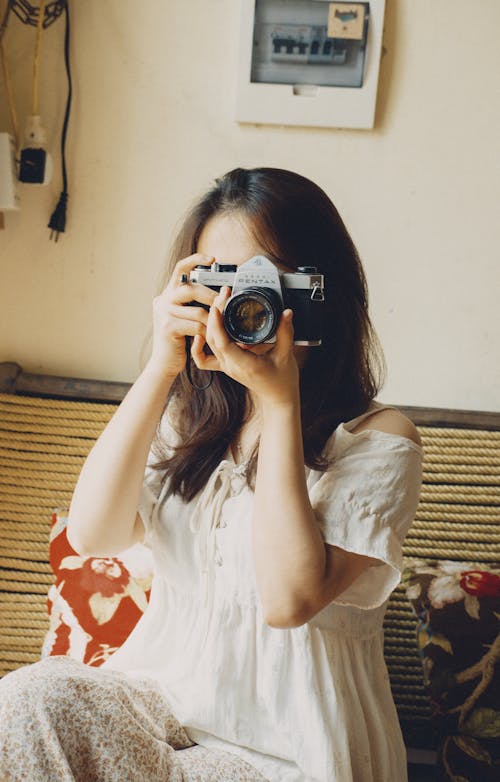 Foto stok gratis fotografer, kamera 35mm, kaum wanita