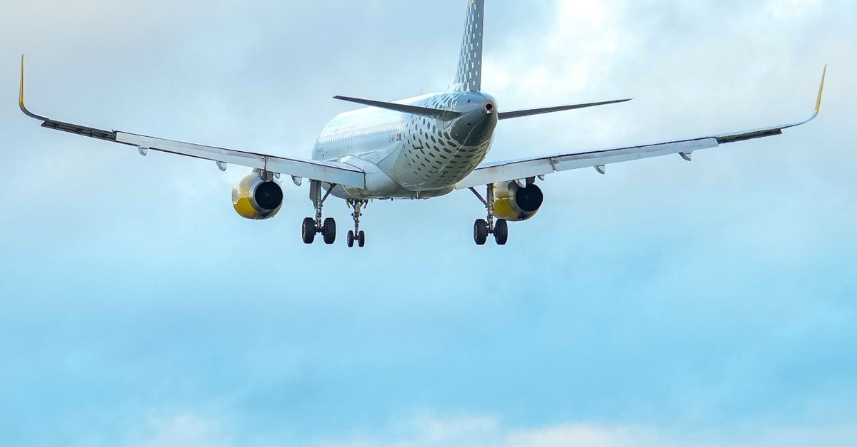 Back View of an Airplane · Free Stock Photo