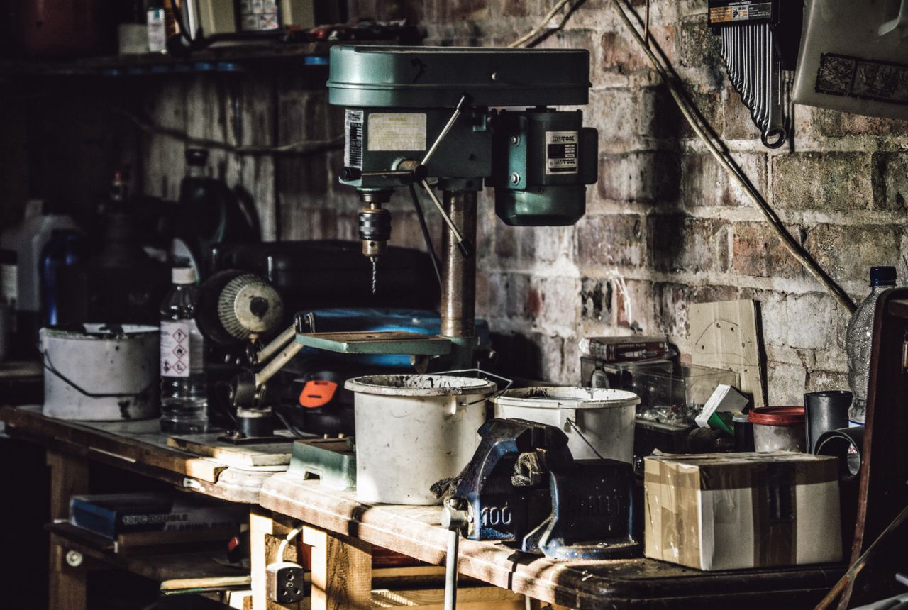 Storage & moves to storage Ilton — removals work in progress