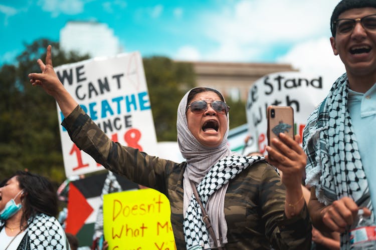 People Protesting In Palestine