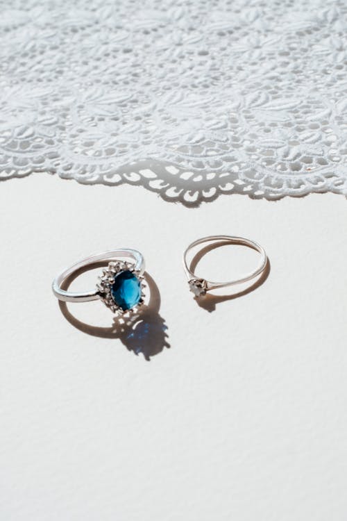 Gratis Immagine gratuita di anelli, anelli d'argento, anello di fidanzamento Foto a disposizione