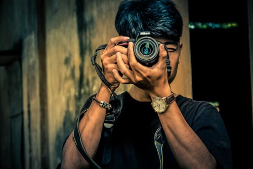 Gratuit Imagine de stoc gratuită din aparat de fotografiat, bărbat, bărbat asiatic Fotografie de stoc