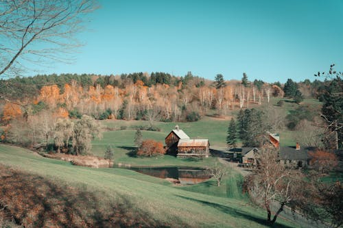 Stunning Hikes And Fun Activities Await You In Stowe, Vermont