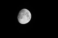 The grandeur of the moon