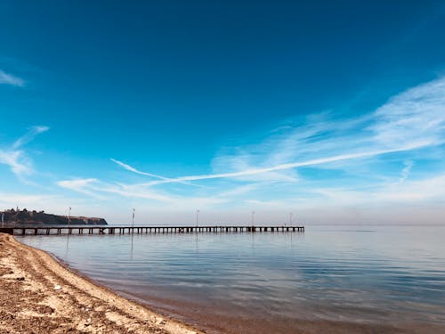 Бесплатное стоковое фото с вода, голубое небо, море