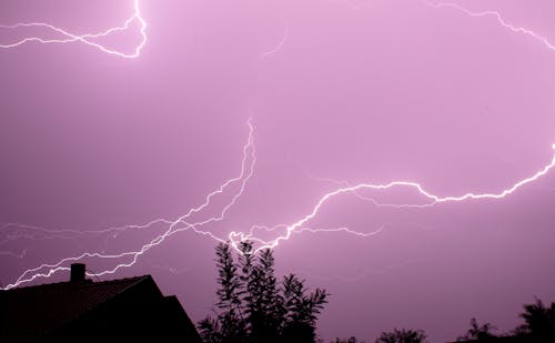Free Lightning Strikes in the Sky Stock Photo