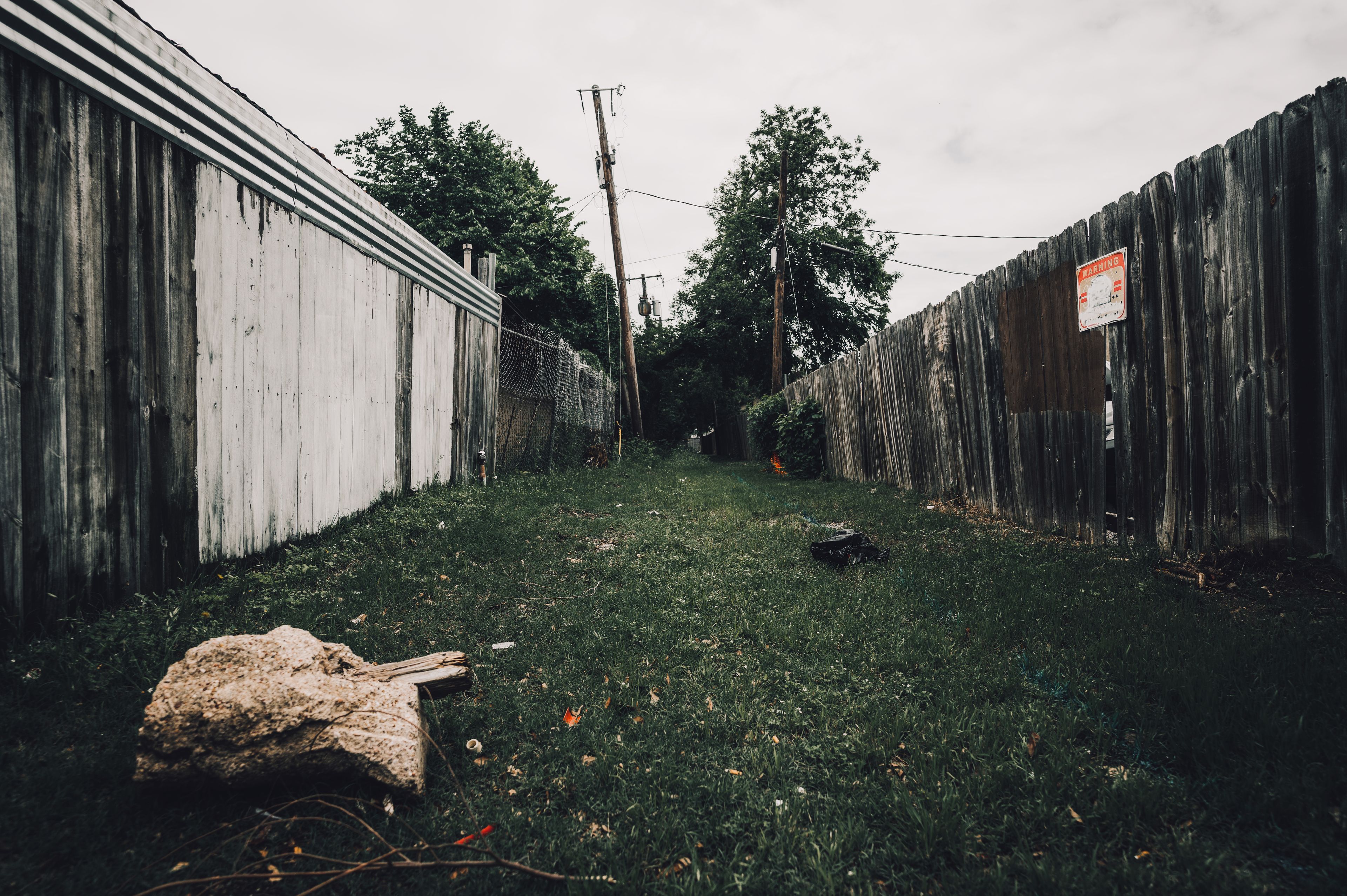 Detroit suburban boundary road