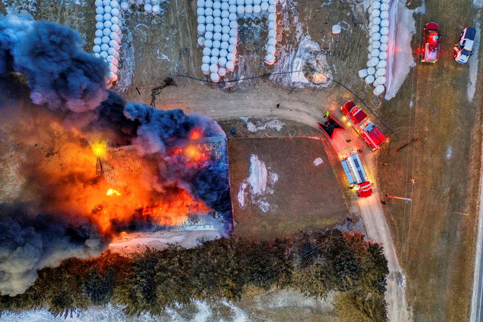Overnight Fire in Metcalfe Destroys Barn, Kills Horse and Chickens