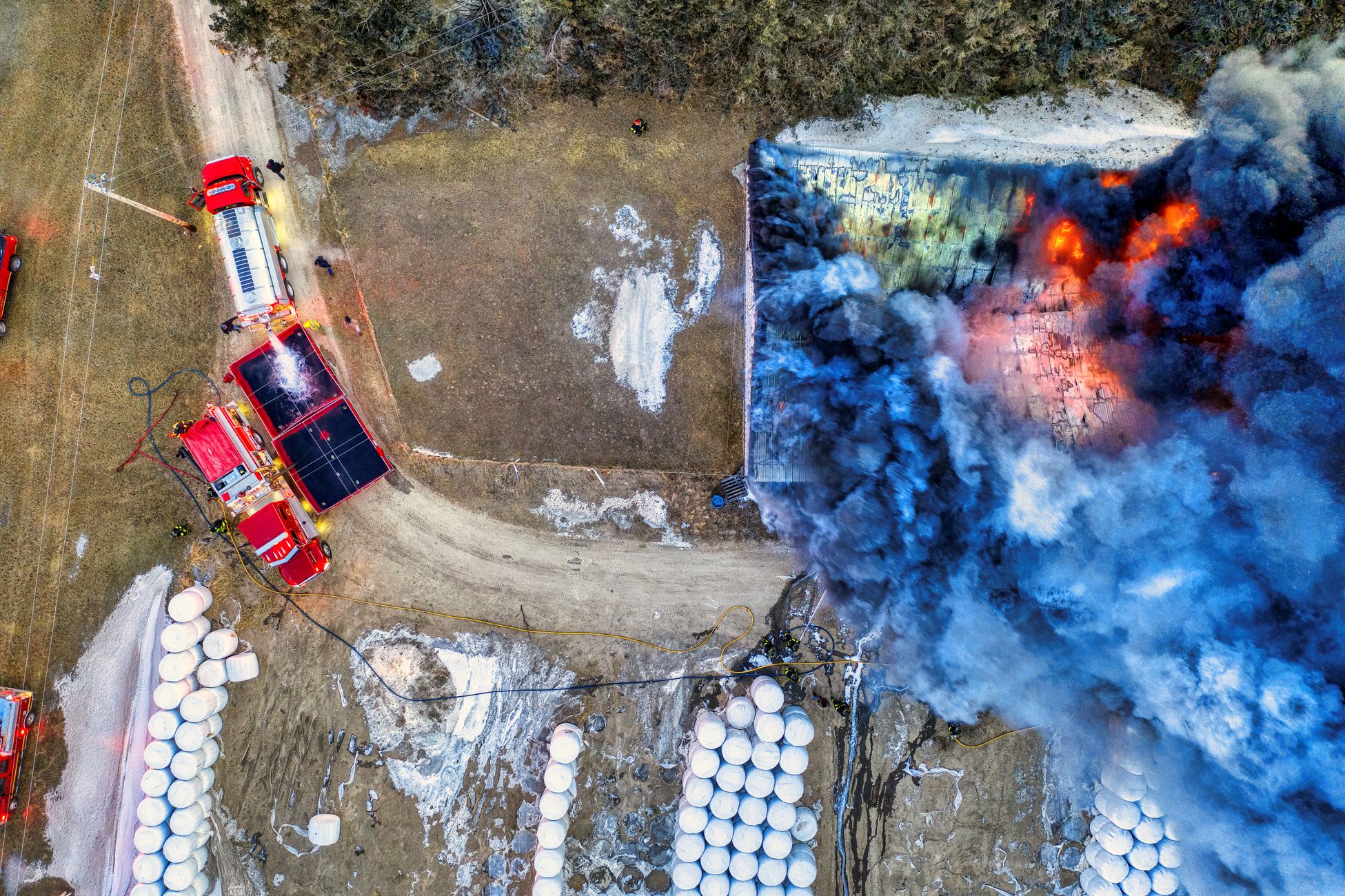 Grote brand bij recyclingbedrijf in Born