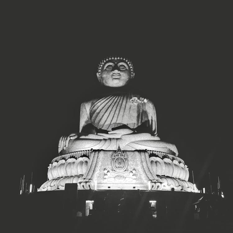 Grayscale Photo Of The Ming Mongkol Buddha In Phuket, Thailand