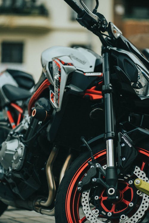 Close-Up Photo of Black Sports Bike