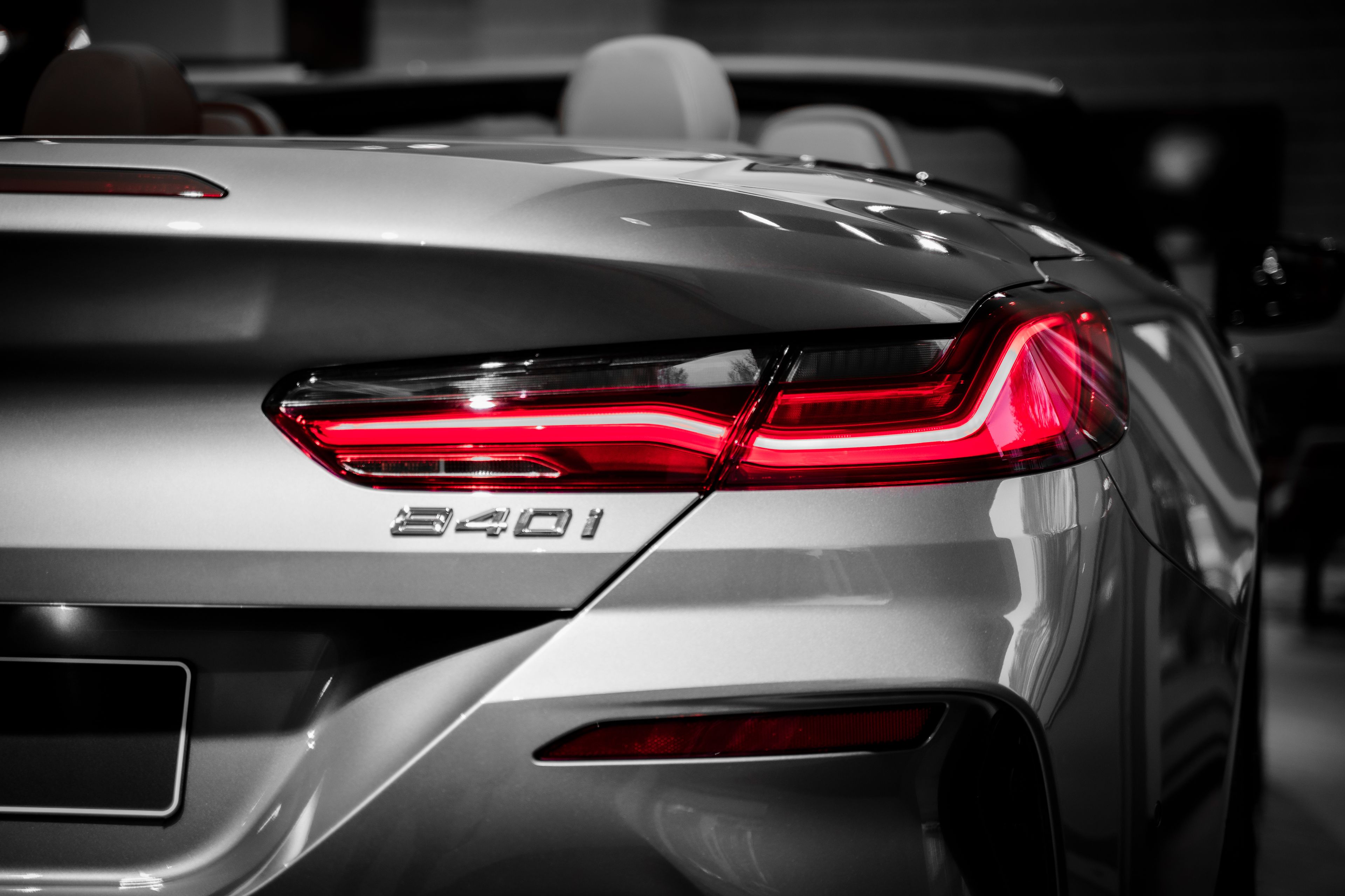 BMW i7 chauffeur driven car