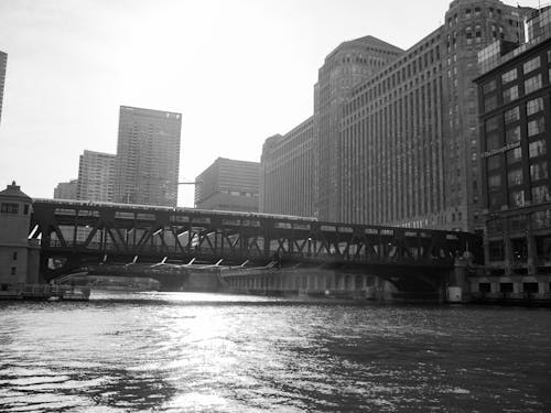 Immagine gratuita di allenare, chicago, edificio