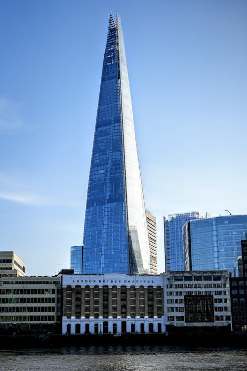 Gratis lagerfoto af blå himmel, bygninger, England Lagerfoto