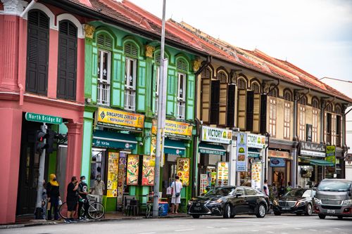 Free Colorful historic shophouses on North Bridge Road, capturing bustling urban life in Singapore. Stock Photo
