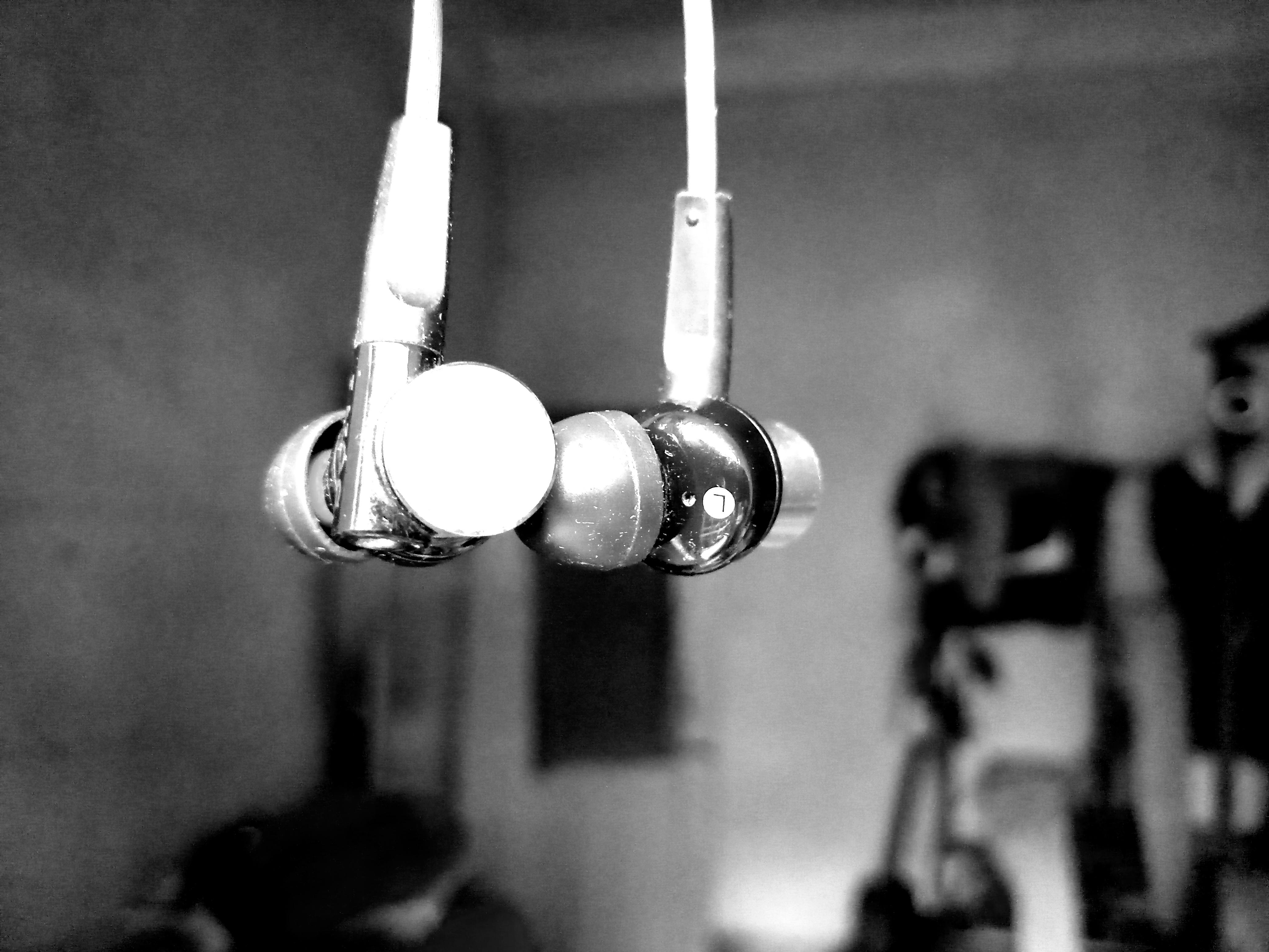 Free stock photo of black and white, black background, earphone