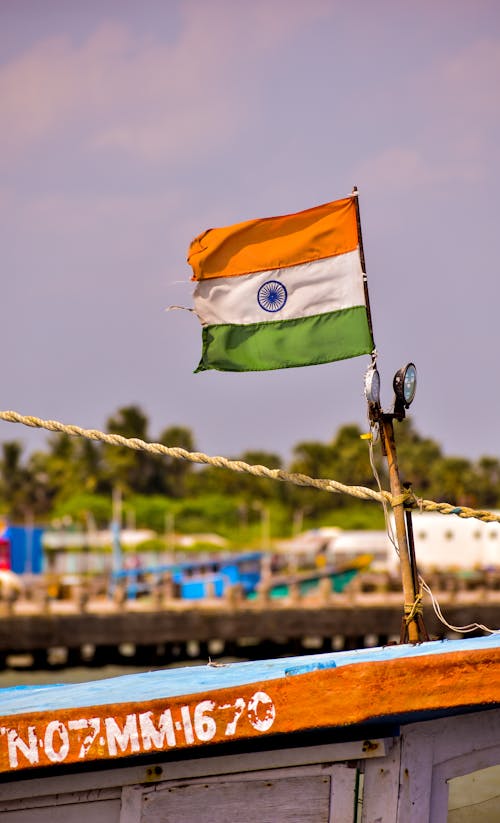 бесплатная Бесплатное стоковое фото с вертикальный выстрел, взмах, индийский флаг Стоковое фото